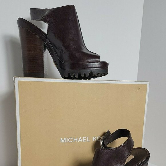 Michael Kors Patras Runway Ankle Boot Bootie sz 8 Brown - Picture 1 of 8